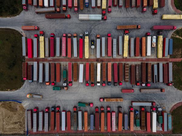 山东—威海到德国—汉堡快船专线绿色海运走廊