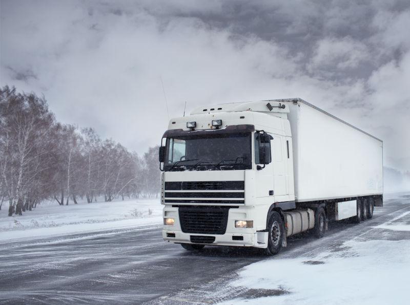 新疆维吾尔自治区乌鲁木齐到加拿大蒙特利尔超大件拆卸空运