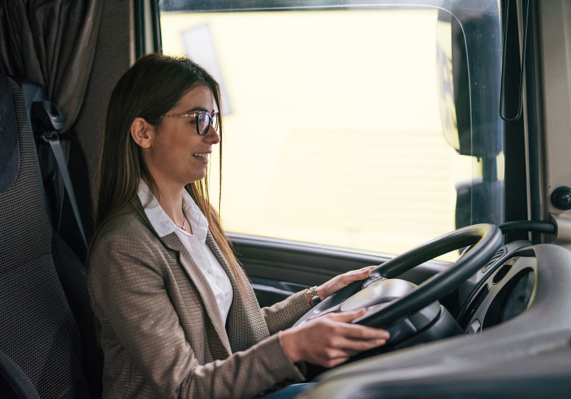 佛山市湘之顺物流有限公司