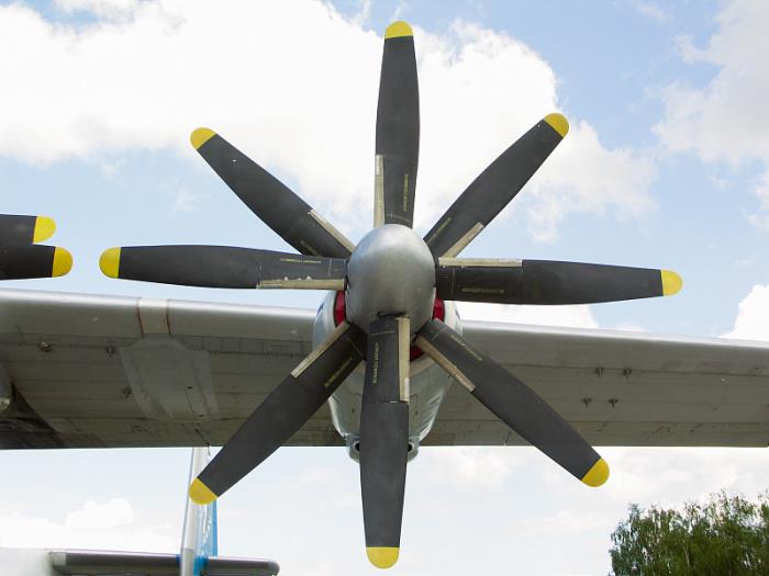 深圳市鹏速物流有限公司