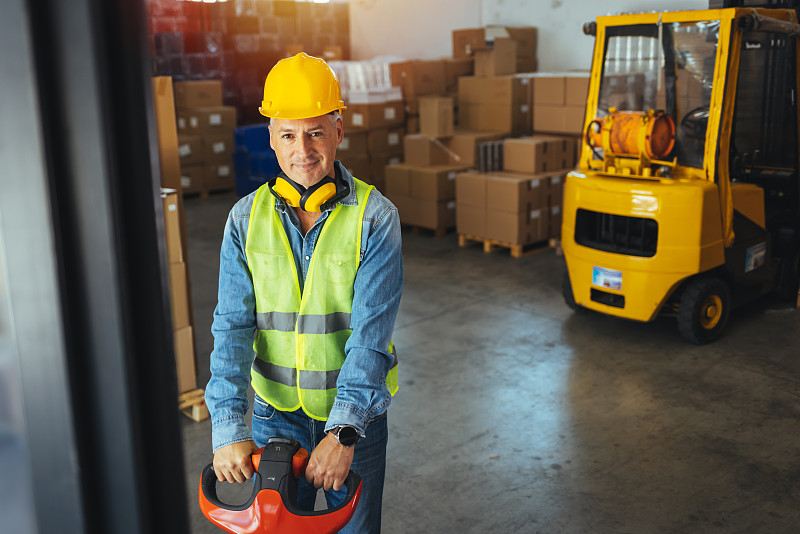 内蒙古铁港物流有限公司