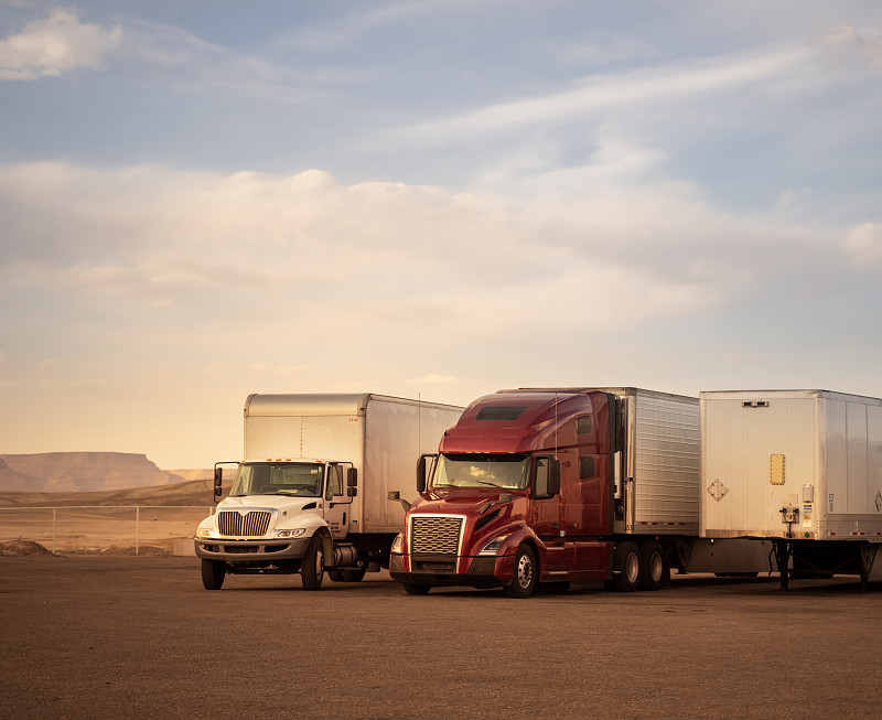 深圳市大铲湾骧腾建材物流有限公司