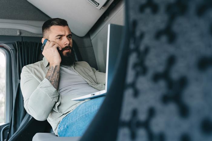 呼和浩特市华顺物流有限公司