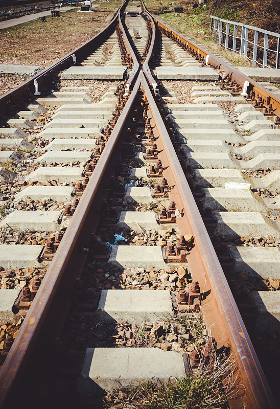 内蒙古钱雨物流有限公司
