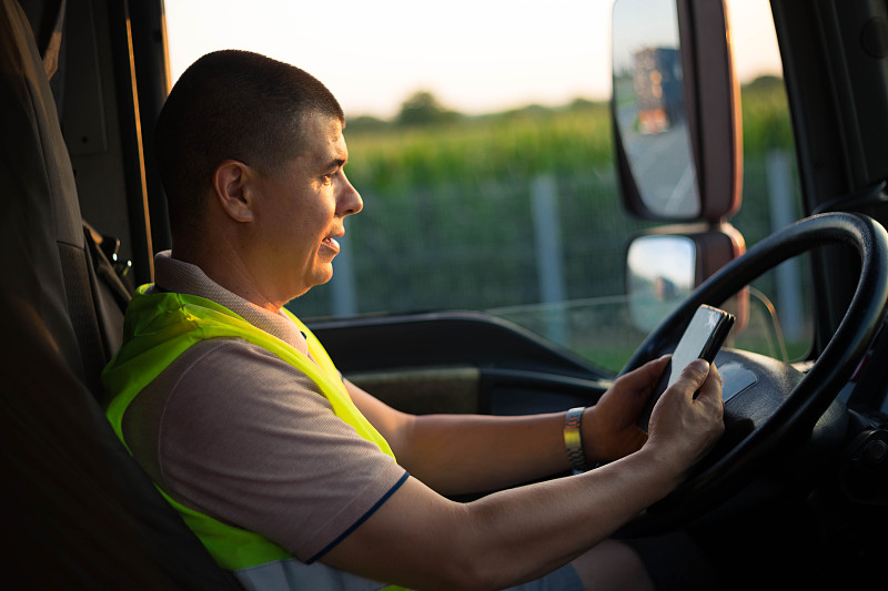 广西自贸区钦州港片区陆海畅达物流有限公司