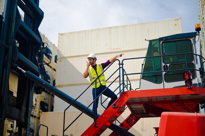 景泰县纵横驰骋物流有限公司