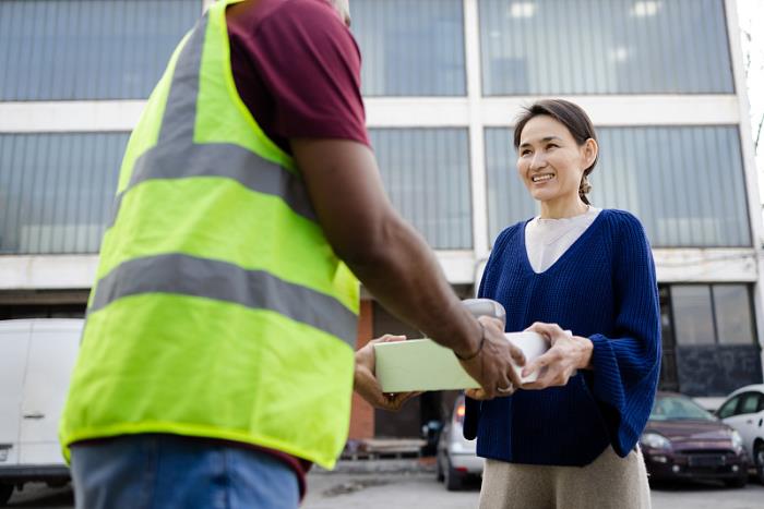 广西青于蓝物流有限公司