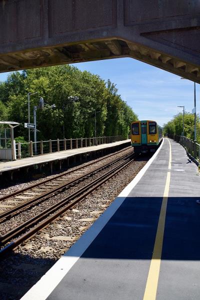 张掖市西野四驱物流有限责任公司