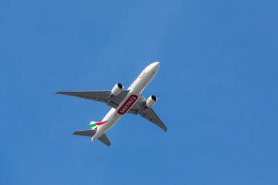 中国武汉充电头使用门到门空运12天速递到西班牙加的斯 (Cadiz)