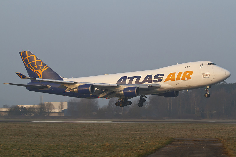 围棋棋盘选用深圳空海联运送达巴塞罗那