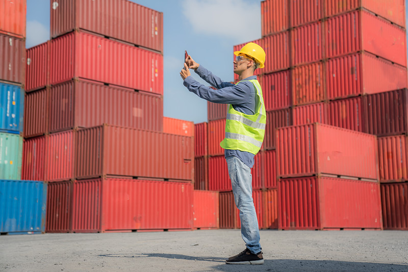 摄像机（家用、专业、高清）采用天津LCL海运派送至塔拉戈纳 (Tarragona)