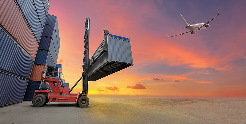 贝亲奶瓶借助中国青岛空海联运配送到西班牙希洪 贝亲奶瓶借助中国青岛空海联运配送到西班牙希洪