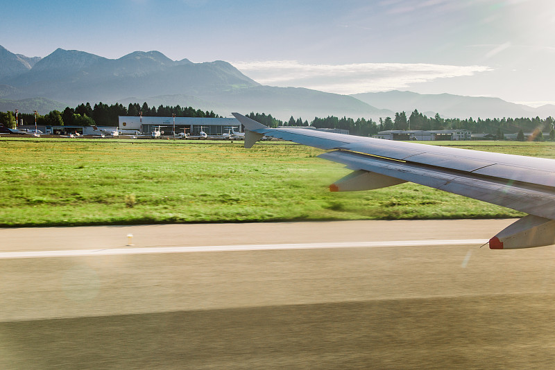 杭州运动水壶使用空运门到门专线8天送达萨拉戈萨 杭州运动水壶使用空运门到门专线8天送达萨拉戈萨