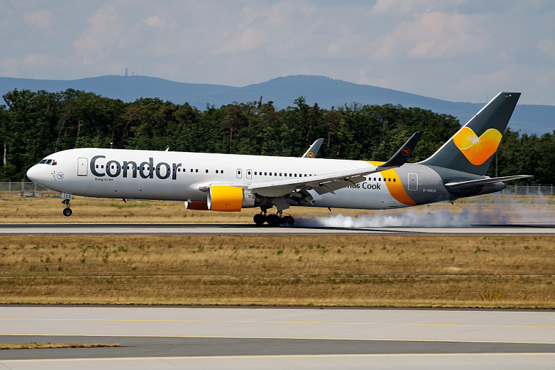 中国石河子到西班牙维哥的老式热水袋使用拼货空运13天送到