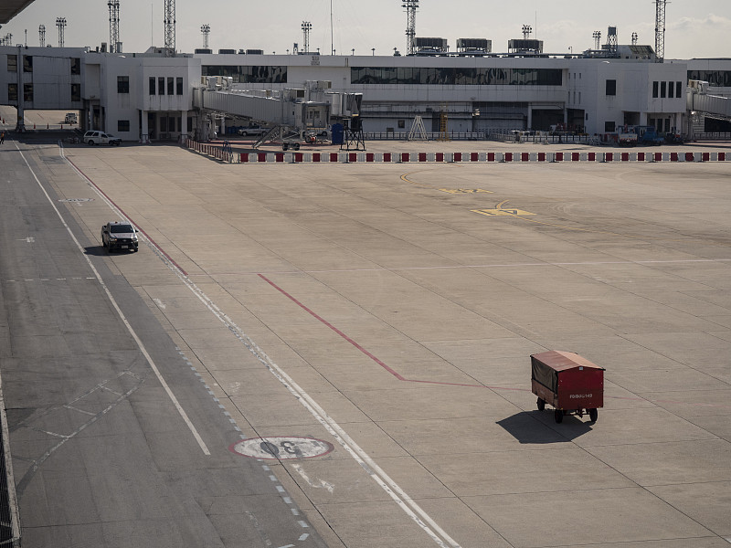 中国北京到塞维利亚的云南白药牙膏采用国际多式联运13天配送到