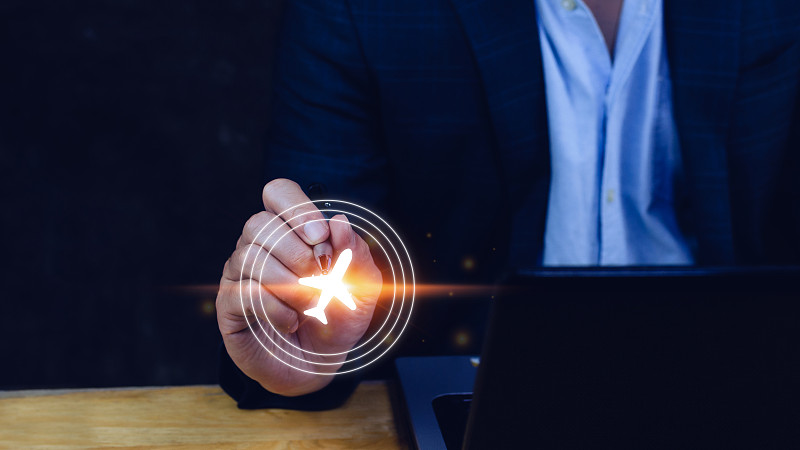 家具经中国舟山跨境联运派送至西班牙费罗尔