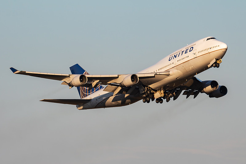 西宁至西班牙帕尔马马洛卡的电饭煲采用空运派送7天送到