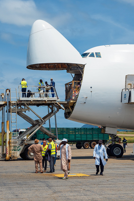 武汉航空航天使用国际空运专线10天内速递到巴塞罗那 武汉航空航天使用国际空运专线10天内速递到巴塞罗那
