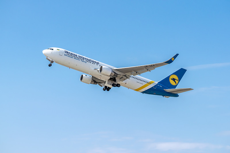 999皮炎平通过西宁空海联运配送到西班牙卡塔赫纳 (Cartagena)