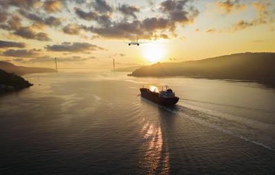 防水床垫通过中国杭州拼货空运配送到费罗尔 (Ferrol)