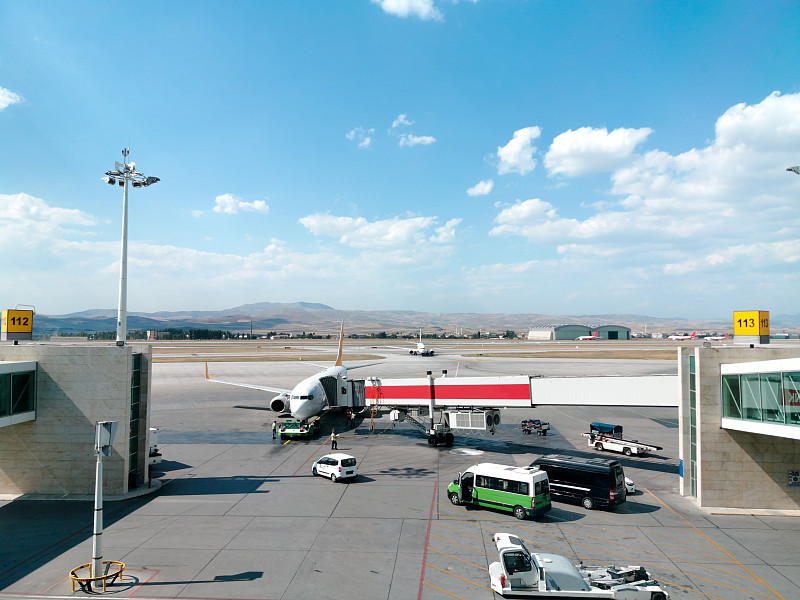 成都苹果、柑橘采用航空快递4天内配送到西班牙帕尔马马洛卡 (Palma de Mallorca)