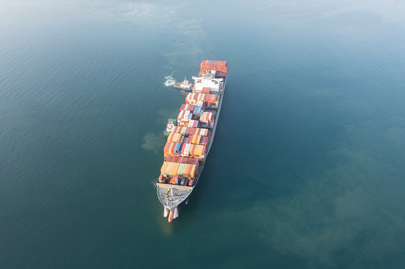 书柜经中国青岛整箱海运承运至塔拉戈纳 (Tarragona)