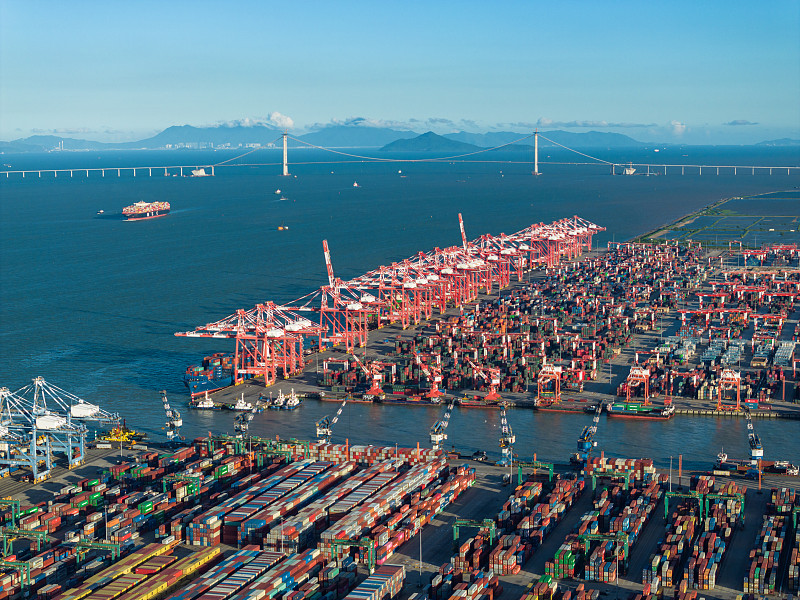 苹果、柑橘采用中国上海空海联运抵达西班牙维多利亚 (Vitoria-Gasteiz)