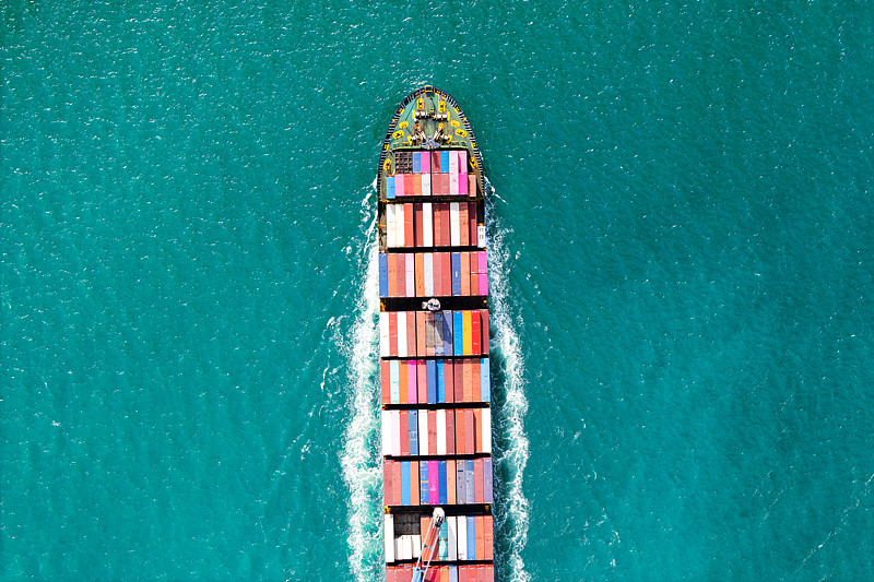 工业中间品使用中国青岛拼箱海运派送到卡塔赫纳 (Cartagena)