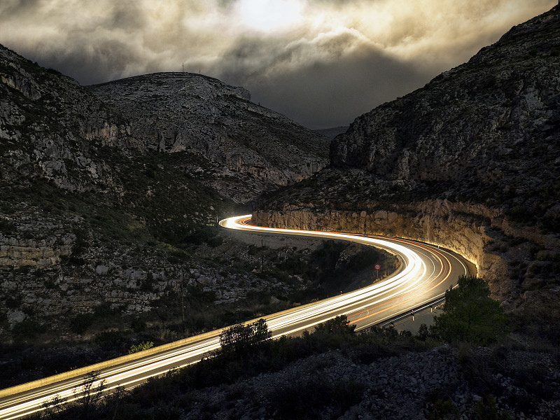 监控补光灯经过上海整箱海运安全送达巴塞罗那 (Barcelona)