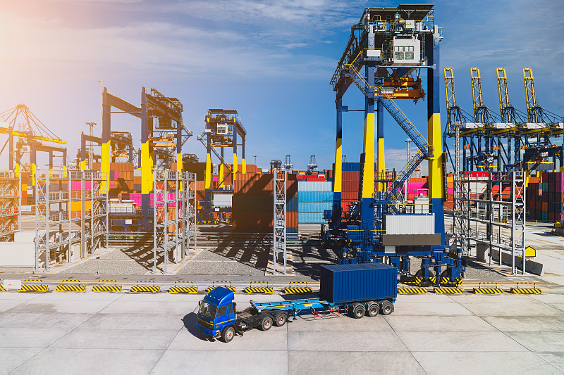 家用空气净化器使用南京海上运输快送到西班牙加的斯 (Cadiz)