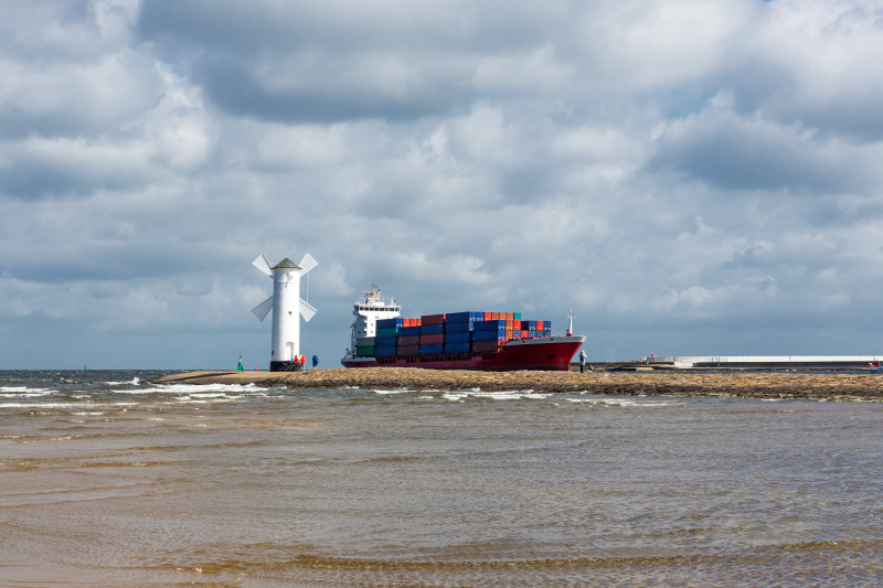 鞋盒/鞋架经过中国台中海上运输配送到维多利亚 (Vitoria-Gasteiz)