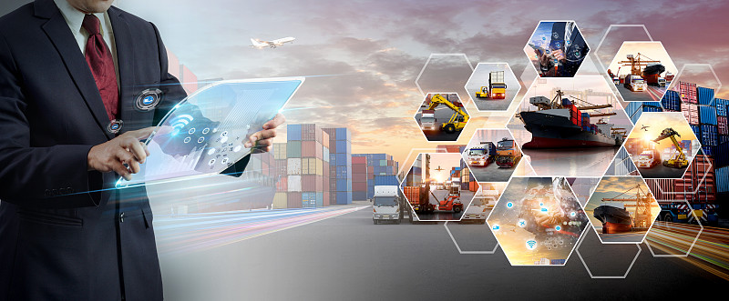 投光灯经过中国上海航空运输送到西班牙穆尔西亚