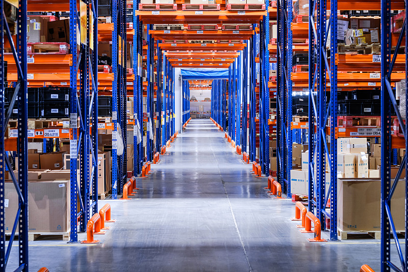 冰箱、洗衣机通过深圳国际货运运到西班牙巴塞罗那