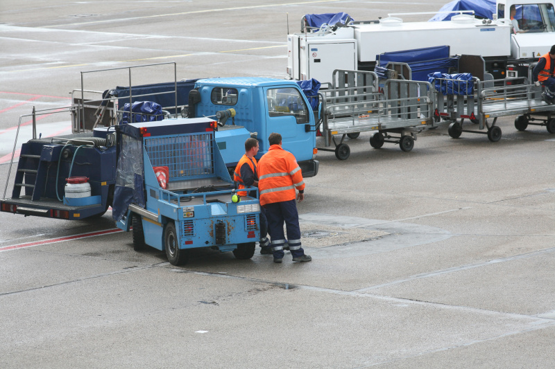 天花板选用中国中山国际多式联运快速送达毕尔巴鄂