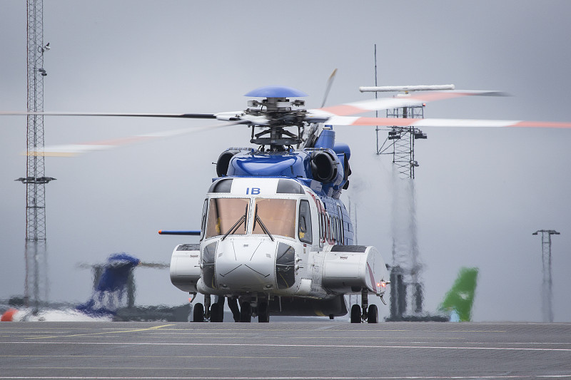 中国深圳交流电源柜使用加急空运8天内配送到毕尔巴鄂