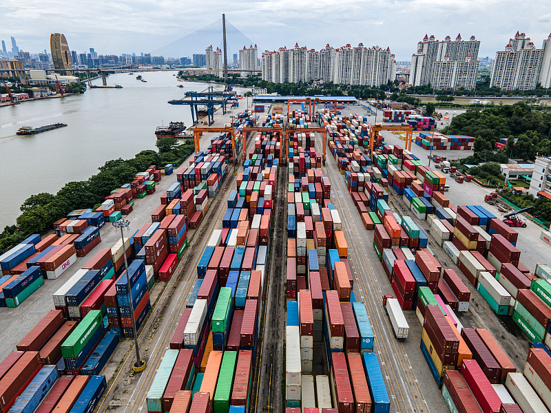 移动式变电站使用中国厦门整箱海运送抵西班牙阿尔赫西拉斯