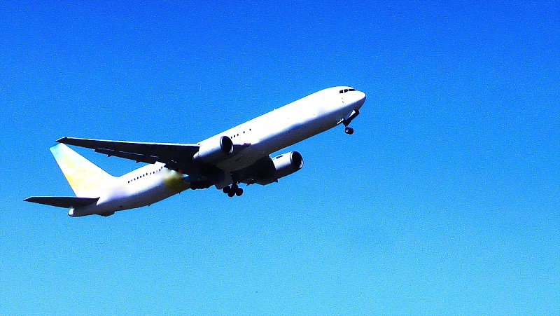 真空压缩袋经乌鲁木齐国际快递速递到瓦伦西亚