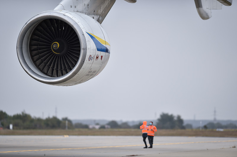 压面机选用中国杭州国际空运送达费罗尔 (Ferrol)