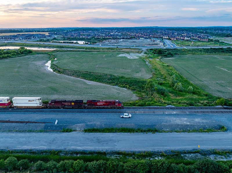衣架借用西安国际航空货运速递到巴塞罗那