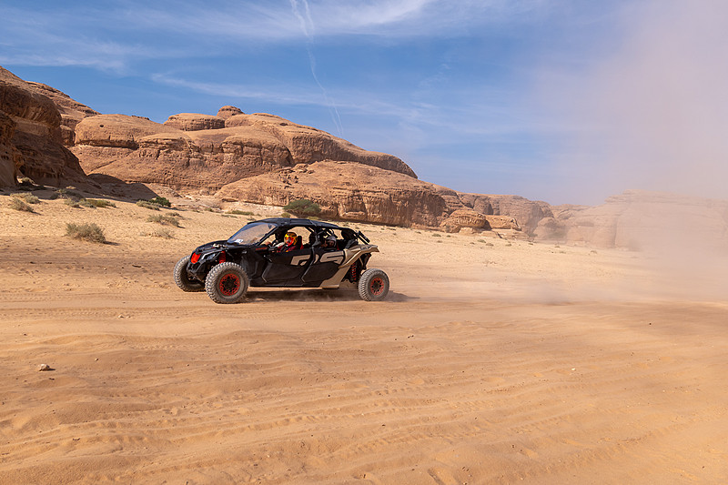 精密钢管选用上海轮船运输派送至西班牙马拉加 (Málaga)