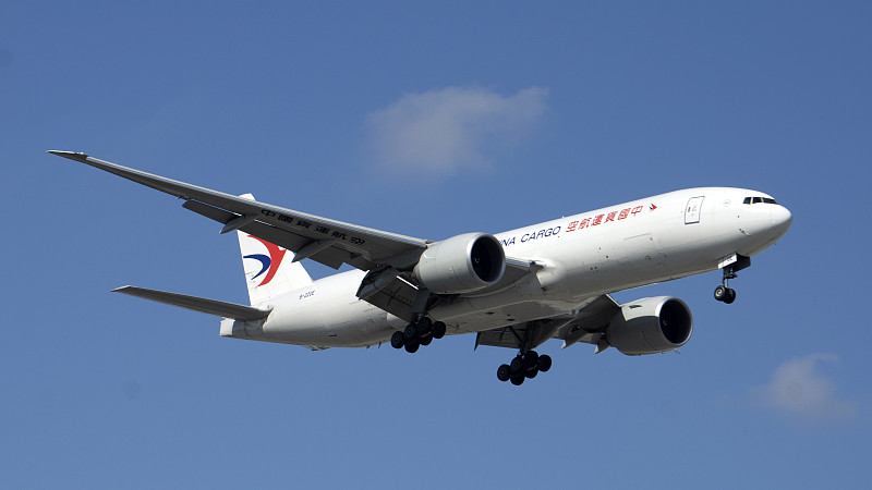 旺旺雪饼经中国南京海空联运送到卡塔赫纳 旺旺雪饼经中国南京海空联运送到卡塔赫纳