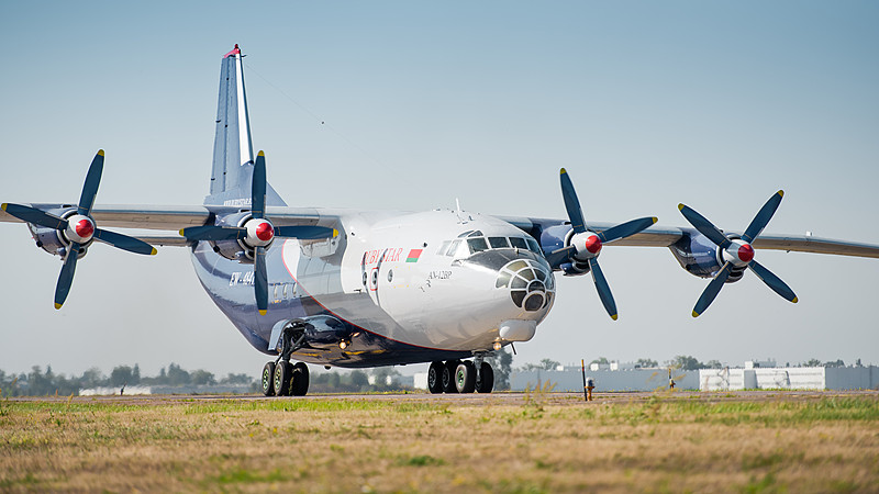 手机游戏指套采纳鄂州航空货运送到帕尔马马洛卡