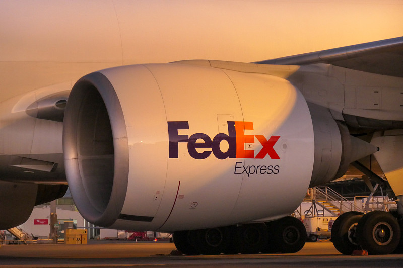 上海手机数据线使用加急空运15天内配送到西班牙维哥 (Vigo)