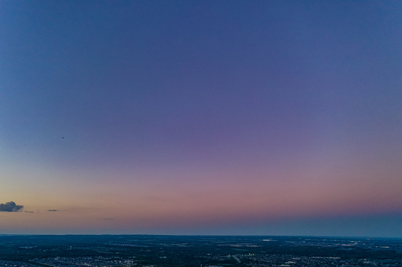 中国南京至西班牙费罗尔 (Ferrol)的佳能相机电池采用国际多式联运12天速递到