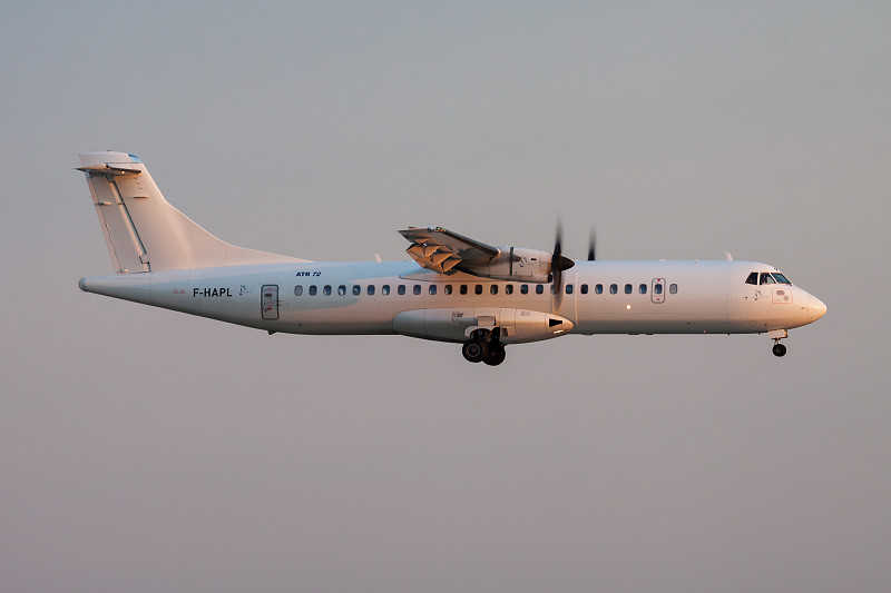 卸妆水应用南京整箱海运运送至西班牙瓦伦西亚