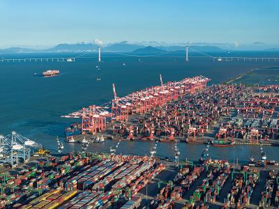 苹果、柑橘采用中国上海空海联运抵达西班牙维多利亚 (Vitoria-Gasteiz)