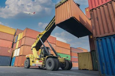 中国杭州至新加坡的方便面采用空运门到门专线6天送到