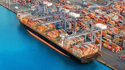 工业冷水机运用深圳国际物流速递到俄罗斯莫斯科