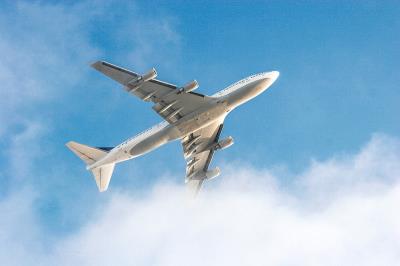 中国海口聚乙烯/聚丙烯使用飞机运输12天内速递到毕尔巴鄂