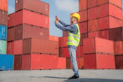 摄像机（家用、专业、高清）采用天津LCL海运派送至塔拉戈纳 (Tarragona)